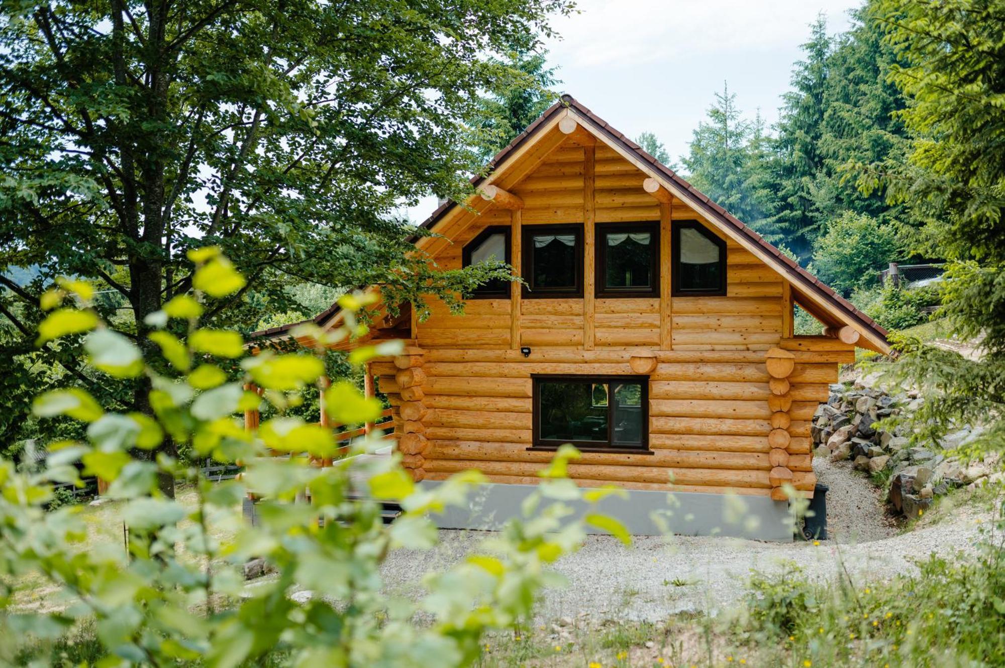 Log Cabin Piricske Ciceu Eksteriør bilde