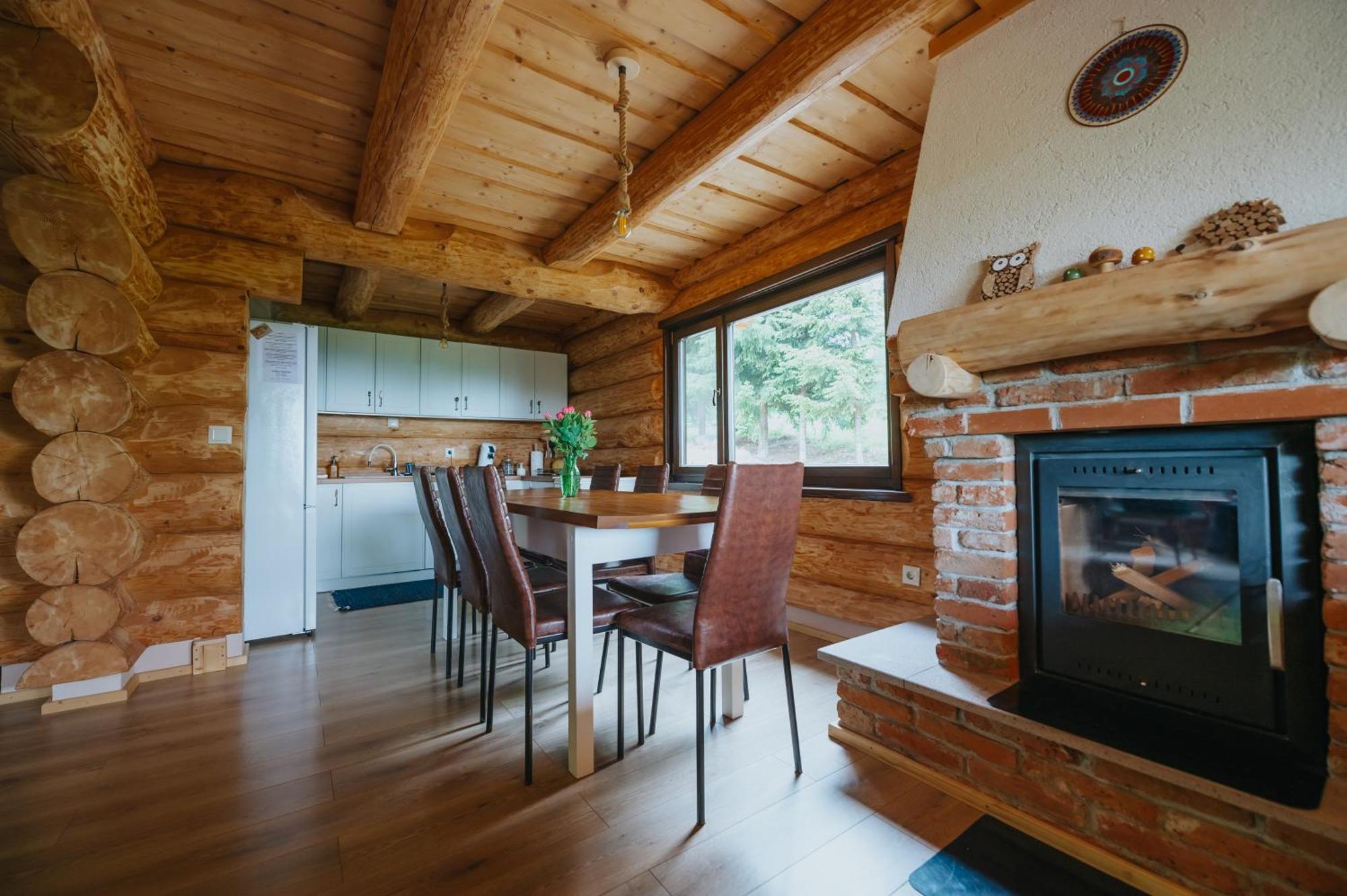 Log Cabin Piricske Ciceu Eksteriør bilde